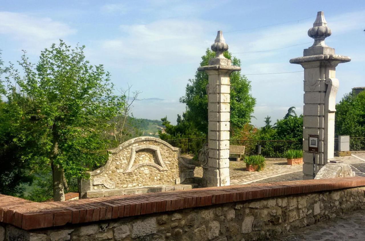 Montefusco B&B Le Colonne المظهر الخارجي الصورة