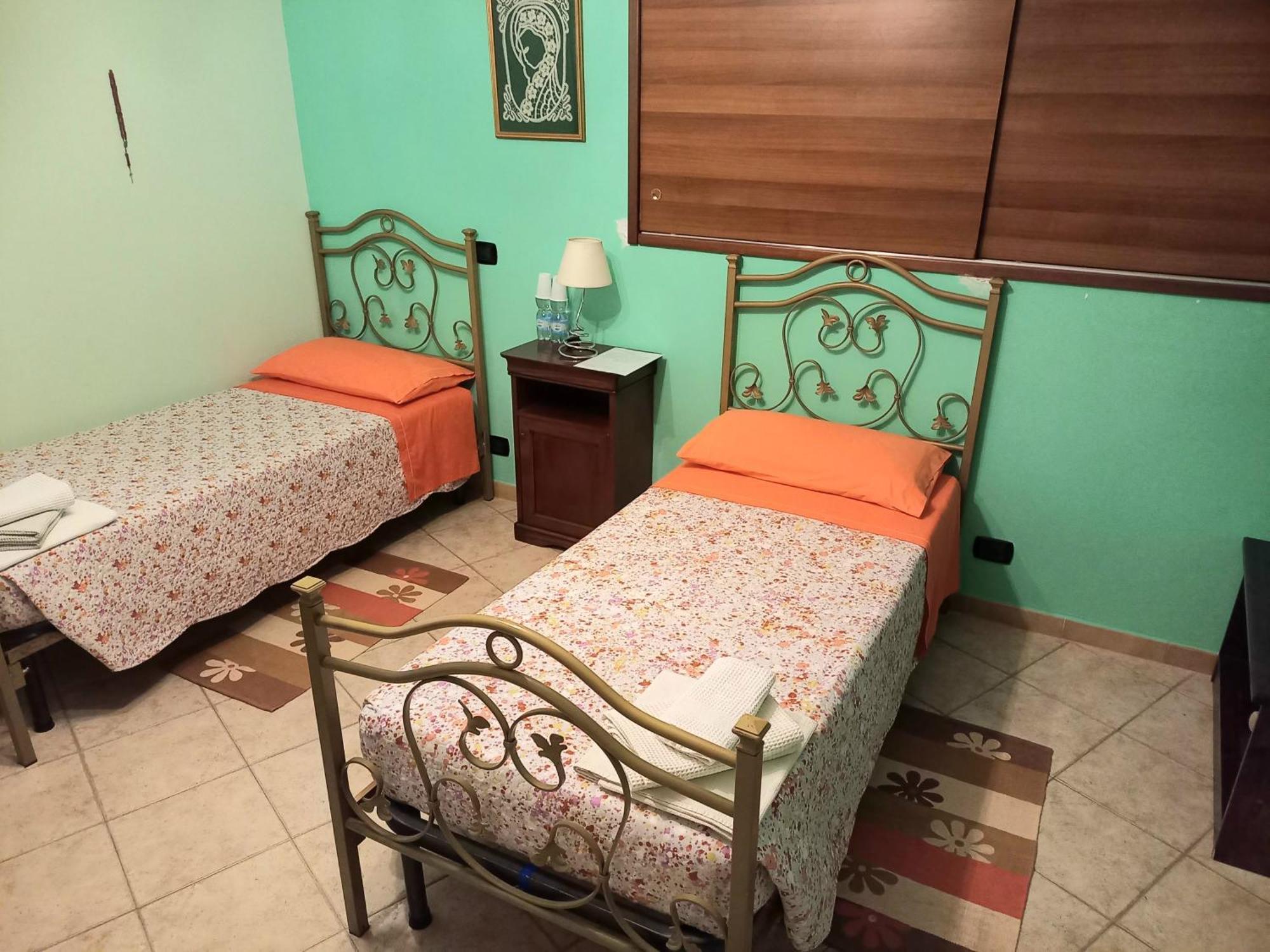 Montefusco B&B Le Colonne الغرفة الصورة